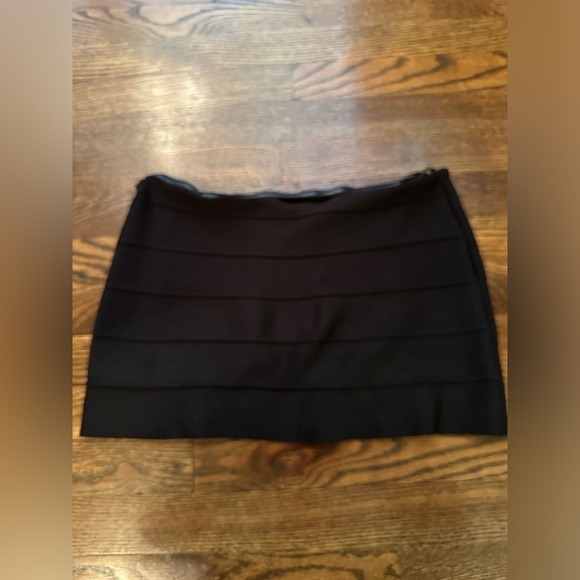 Haute Hippie Black Mini Skirt size small - Picture 2 of 3